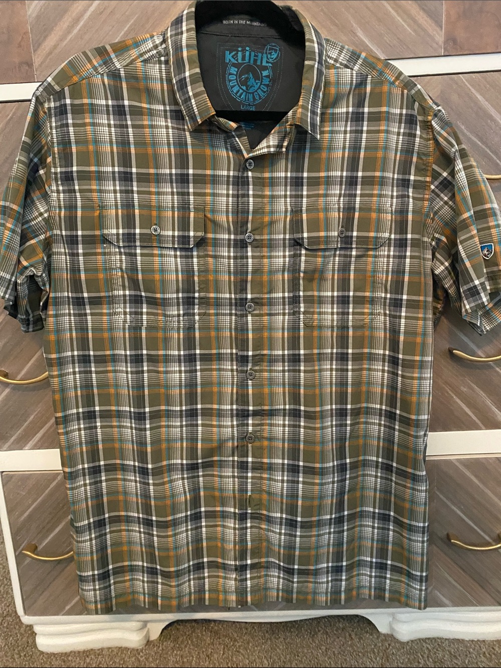 Kuhl Men's Short-Sleeve Plaid Button-Down Shirt in Olive, Gold and White